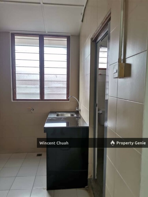 Flat Wangsa Maju Seksyen 10 Top Floor Renovated