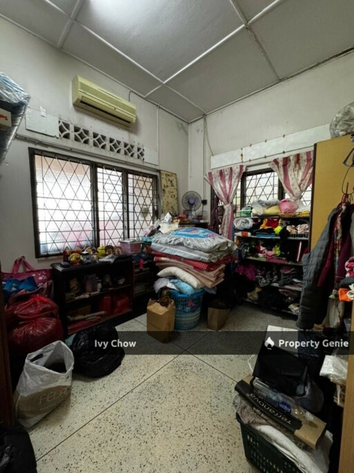 Jalan Muar Single Storey Cornet Lot Sale
