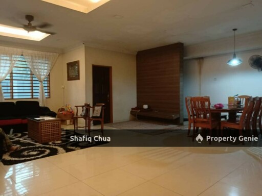 Corner Unit 3 Storey Semi-D Cluster Subang U9, Shah Alam For Sale