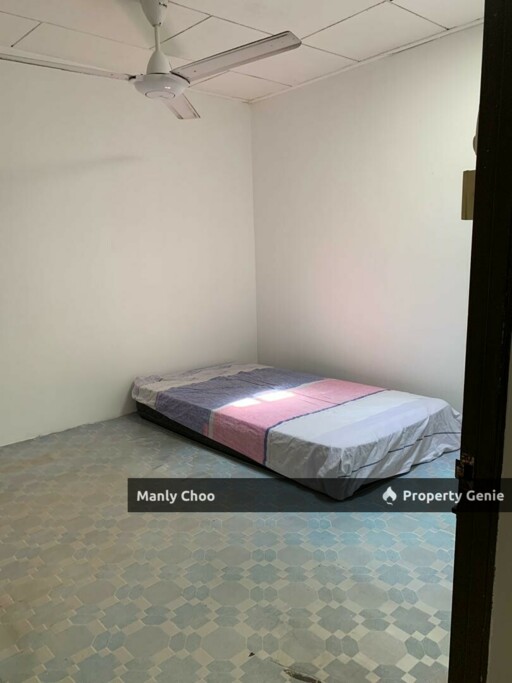 FREEHOLD Single Storey Terrace Seri Krubong nr Cheng Taman Merdeka