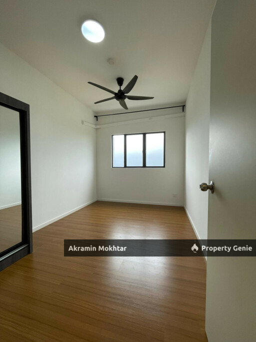 Freehold, Renovated & 2 Parking | Zahra Residensi, Semenyih