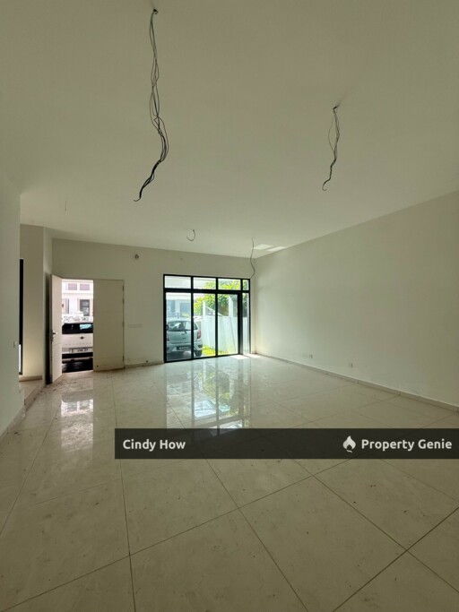 8 Residence Superlink For Sale