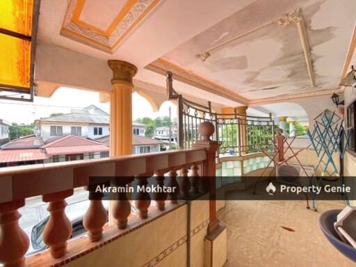 Fully Renovated | Double Storey Semi- D  Jalan Siakap Seksyen 17 Shah Alam .
