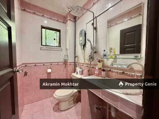 Freehold & Renovated | Double Storey Bungalow, Putra Hill Residency, Bandar Seri Putra, Kajang