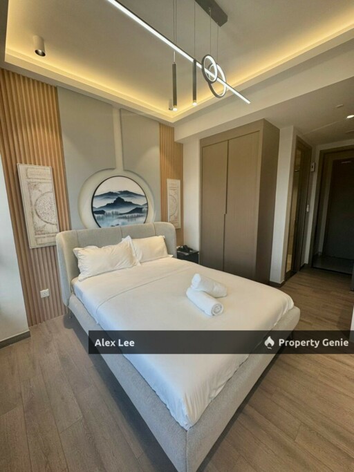 In TRX and KLCC Below Market Price Three bedrooms View to believe it