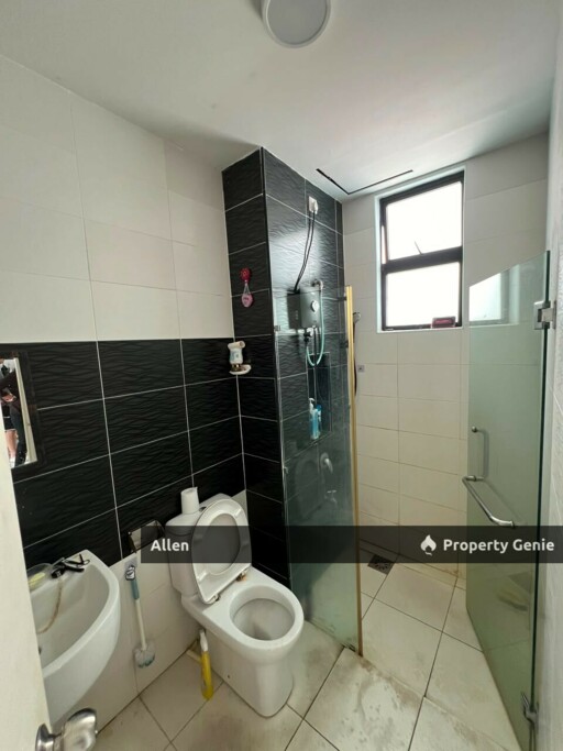 The Platino Serviced Apartment, Taman Bukit Mewah, Tampoi