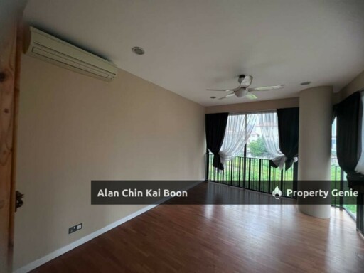 Dedaun Condominium Ampang With 3 Car Park 1 Maid Room
