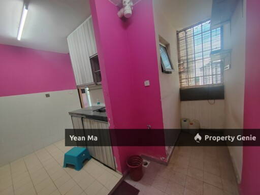 For Sale🏬Move In condition PANGSAPURI LAGUNA BIRU 1 KUNDANG Rawang