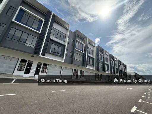 Austin Crest 3 Storey Shoplot