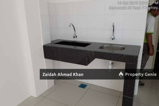 KAWASAN PERINDUSTRIAN HITECH JALAN HITECH 7 SEMENYIH 1.5 STOREY SEMI D FACTORY FOR SALE FREEHOLD INDIVIDUAL TITLE