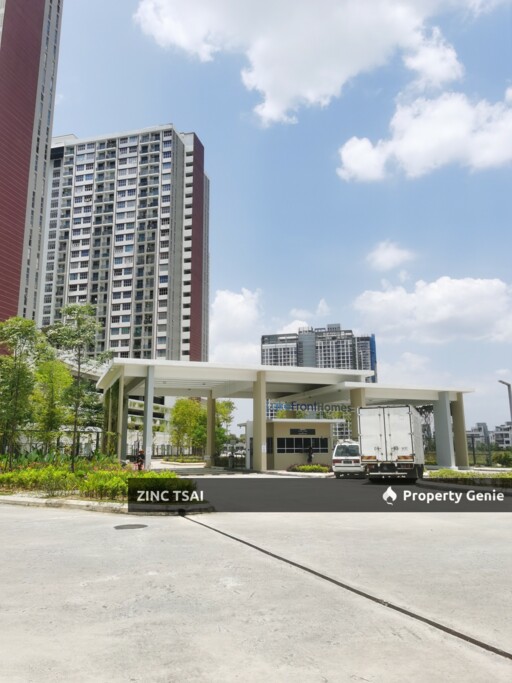 Lakefront Homes {Save RM 60,000}