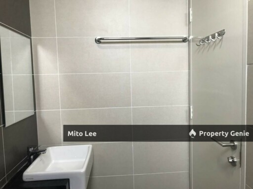 Sky Habitat Near JB CIQ For Sale!!