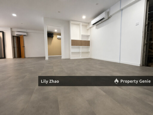 Warehouse cum Showroom cum Office hub for Rent, 11,200 sq ft📍Bundusan, Penampang, Kota Kinabalu.