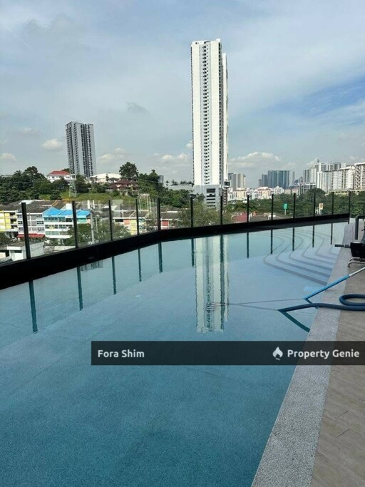 Residensi 216