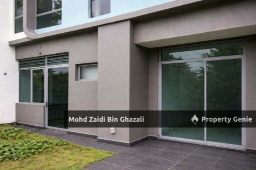 Two Storey Superlink Liu Li House