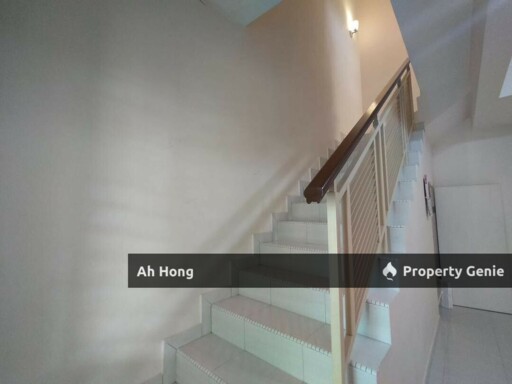 Taman Setia Indah / Double Storey / 3bedroom / Partially Furnished