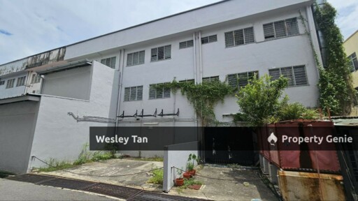 Melaka Raya 3 Commercial Adjoining Shops 66x70 Main Road with Parking