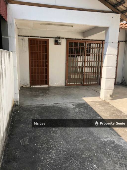 2 Storey House - Taman Teluk Gedung Indah @ Port Klang - Ready 30/9