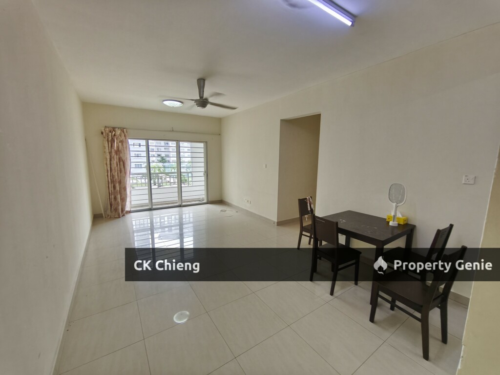 Suriamas Condominium, Below Market Non Bumi, 1245sqt 4 Rooms, Bandar Sunway PJS10