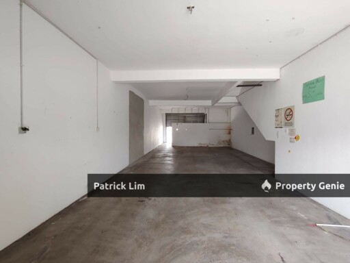 Malim Jaya (2 Shutter Door) Ground Floor Shoplot For Rent