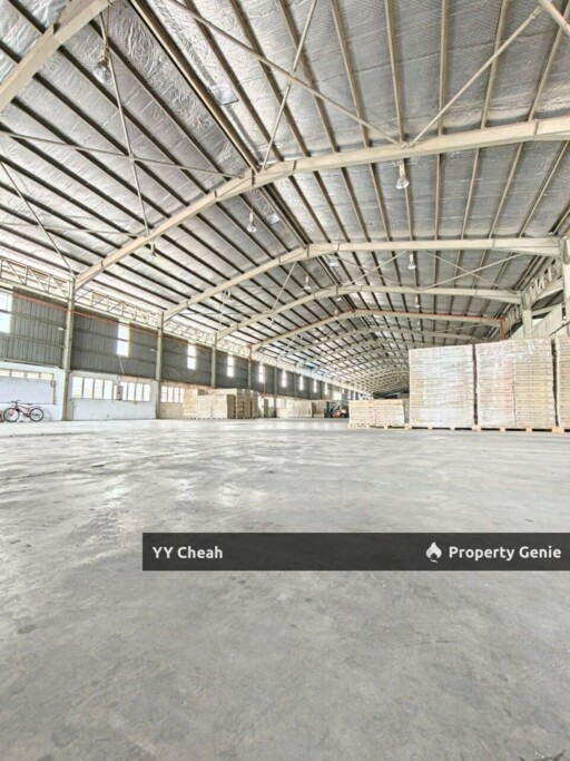 Semi-Detached Factory (Corner Lot) For Rent  Kawasan Perindustrian Pengkalan, Ipoh 1 Acre with CCC