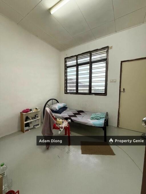 Taman Megah Ria , Jalan Jelatang @ Endlot