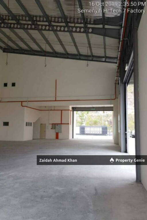KAWASAN PERINDUSTRIAN HITECH JALAN HITECH 7 SEMENYIH 1.5 STOREY SEMI D FACTORY FOR SALE FREEHOLD INDIVIDUAL TITLE