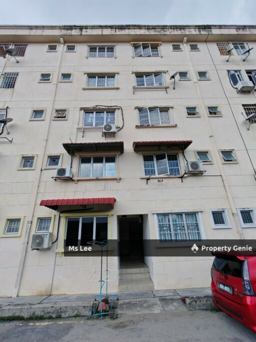 Sanjung Apartment @ Taman Seri Taming, Batu 9, Cheras-Blok Sanjung Tingkat 4 top floor-Ready Now