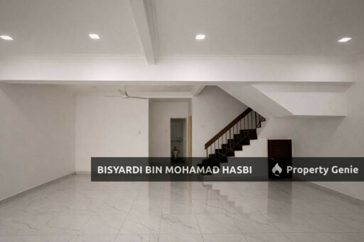"Refurbished & Renovated" Double Storey Semi Detached House Taman Cuepacs, Batu 9, Cheras Selangor.
