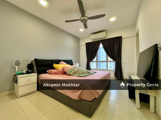 Freehold, Renovated, Partially Furnished & 2 Parking | Apartment Seri Kasturi, Setia Alam For Sale