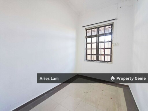 Bungalow House @ Taman Majidee /Near to JB Town