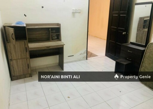 Semi D Setingkat Bukit Gelugor Batu Hitam [Walking Distance SMK Beserah] utk Dijual