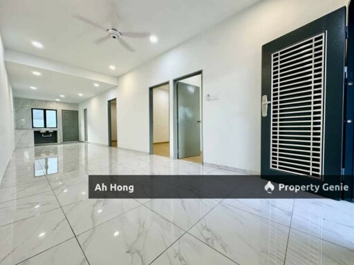 Taman University / Single Storey / Renovated / Freehold / Nearby UTM