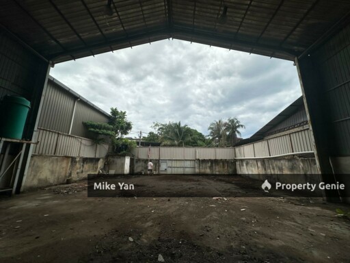 Warehouse Factory Taman Berlian Greenwood Jalan Desa Minang Batu Caves Gombak