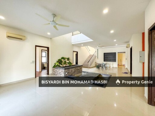 4 STOREY BUNGALOW TAMAN BUKIT MELAWATI WITH SWIMMING POOL