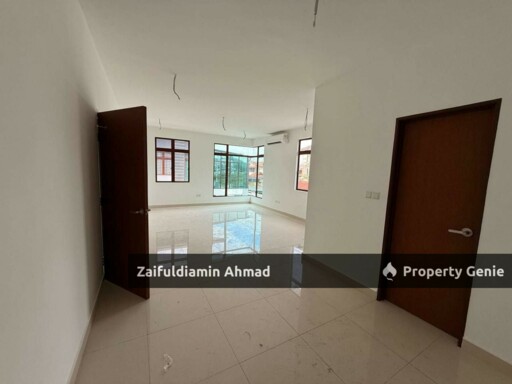 Seksyen 3 Bangi Semi-Detached Home With 3192 Sqft