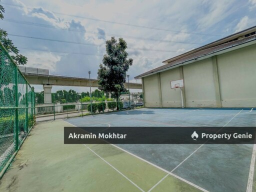 FREEHOLD, NEAR MRT & 1 PARKING | Desa Impiana Condominium, Puchong, Selangor.