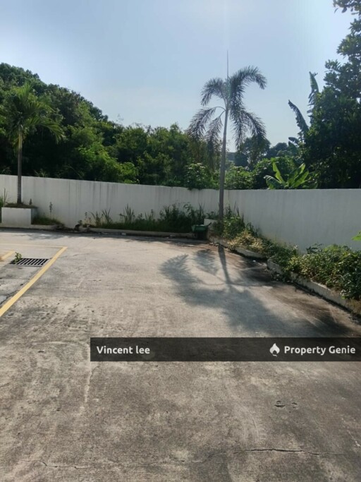 Taman Meranti Jaya, 4 Storey Warehouse Factory , 3 Ton Floor Loading, 40 Foot Container Access, with Cargo Lift, 100 Amp Power Supply, 23 Feet Height at Ground Floor, Prime Location, Easy Access to Hi