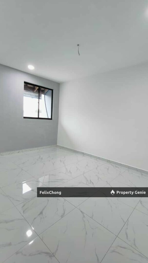 Desa Cemerlang 2 Sty Low Cost,Jalan Melunak,Ulu Tiram,Renovated