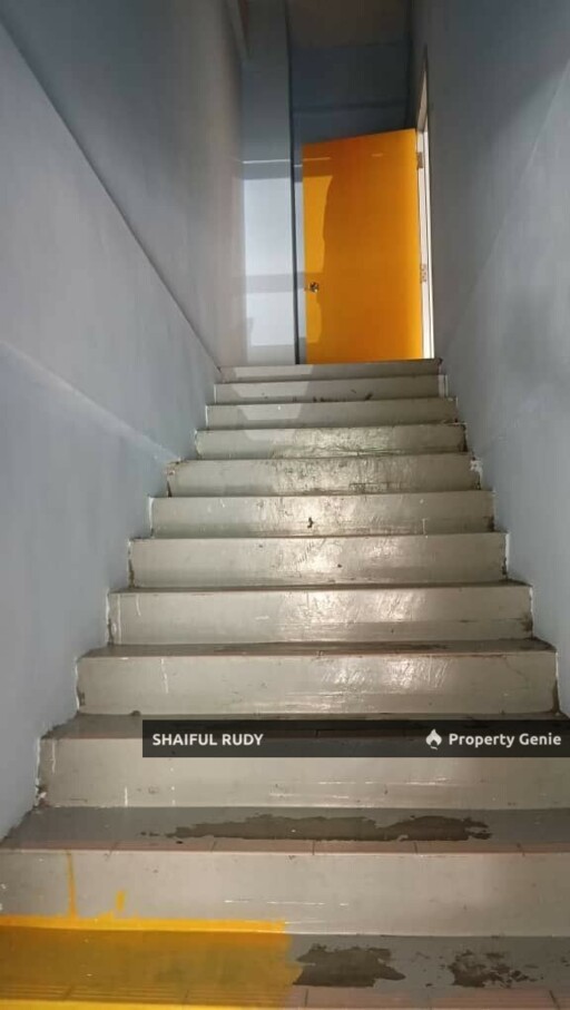 For Sales - 1st Floor Shop