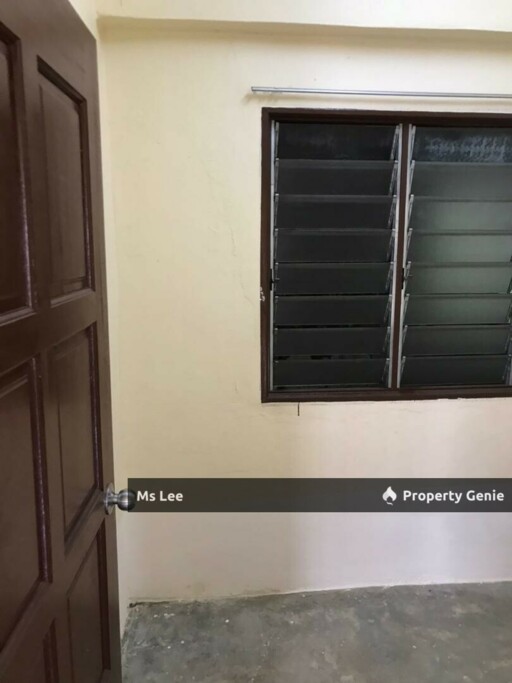 3rd floor Shop Apartment-Taman Desaria-PJS 5-Petaling Jaya-Ready Now