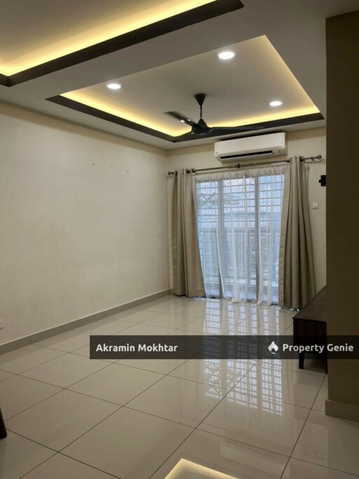 Freehold, Renovated & 2 Covered Parking | Residensi Zamrud @ Kajang 2