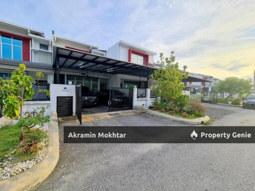 Renovated & Furnished | 2 Storey Terrace Maple Bandar Hillpark Bandar Puncak Alam