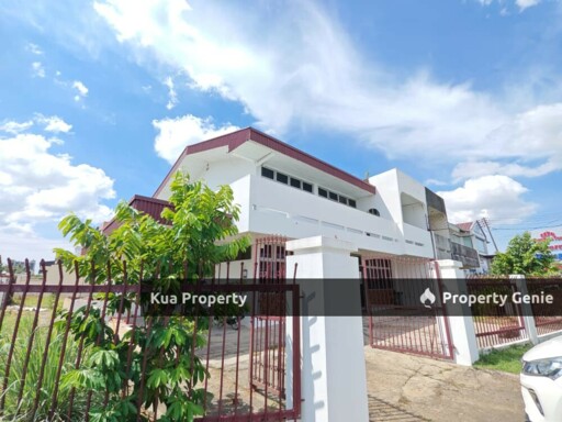 Double Storey Semi Detached House For Sale! Located at Jalan Pisang Timur