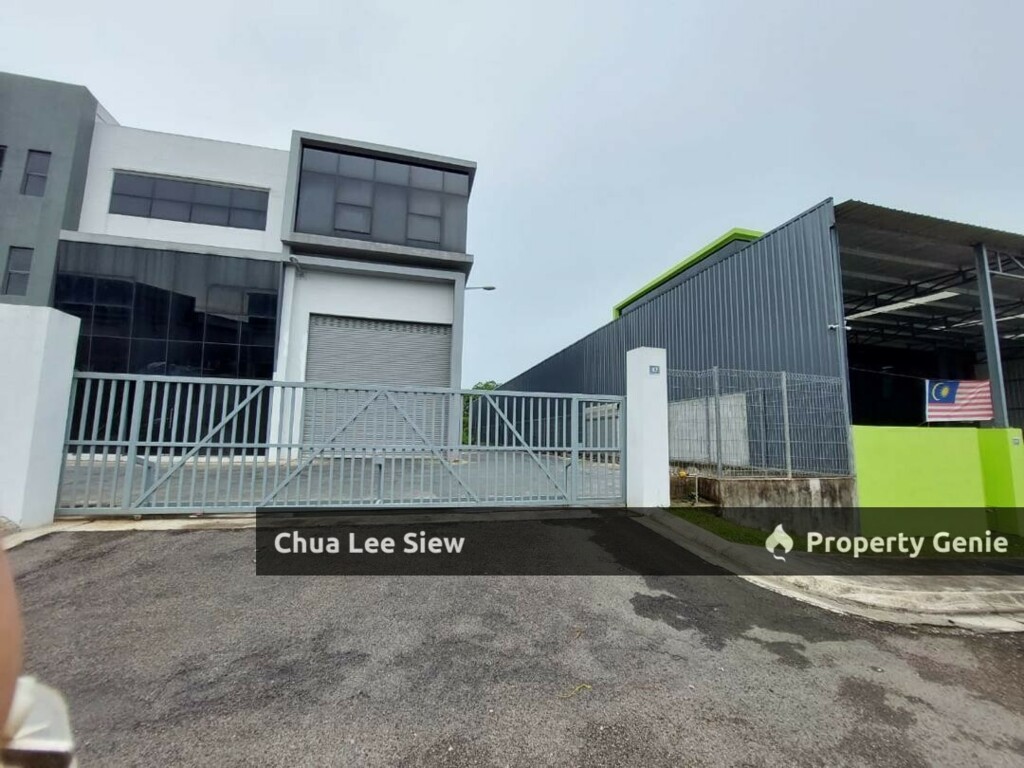 ‼️ For Rent ‼️ 😍Factory, Only RM10700😍 📍Desa Cemerlang/Taman Perindustrian Cemerlang @ 🏭 2-storey Semi-D Factory