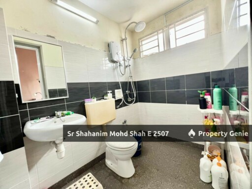 1.5 Storey Terrace, Jalan Timur, Bandar Enstek