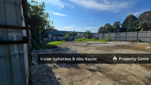 Tanah untuk disewa, 30 meter dari Jalan Besar, Susur Bandar Tun Hussein Onn, Balakong dan Pekan Batu 9 Cheras, Batu 10, Jalan Cheras Kajang.