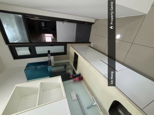 Peeling / 8scape / 2bedroom / Partially Furnished / Below Market