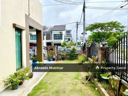 END LOT🔥🔥Double Storey Taman Semarang Indah @ Dengkil