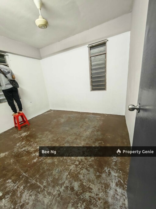 Flat @ Kangkar Pulai